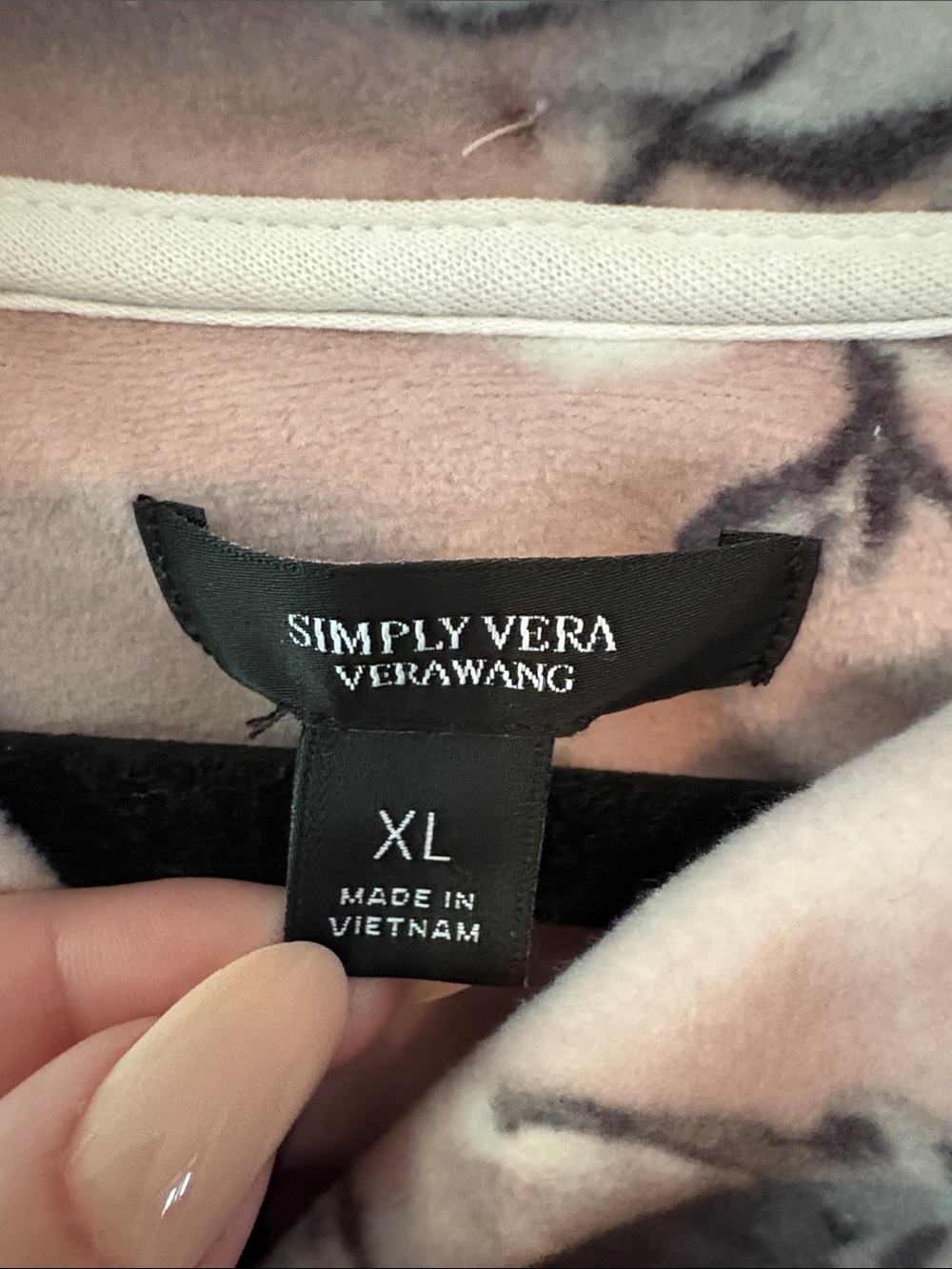 Simply Vera Vera Wang Pink and Black Floral Pajama Set - Picture 2 of 12